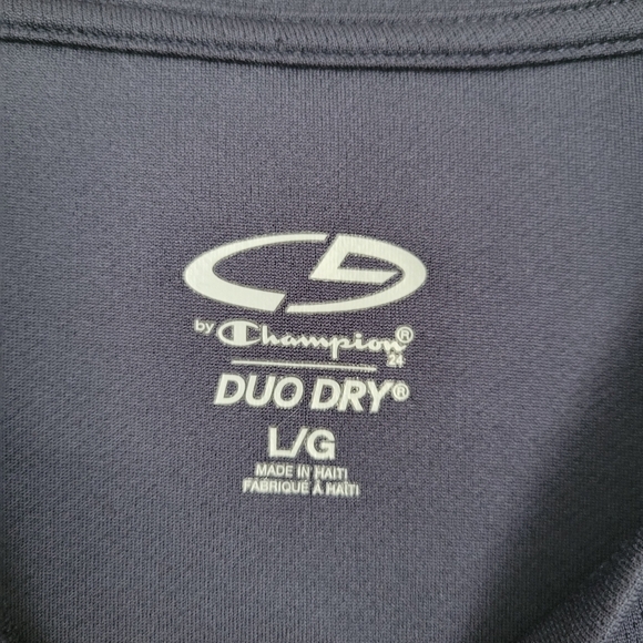 Champion short sleeve workout shirt size L - Picture 10 of 11